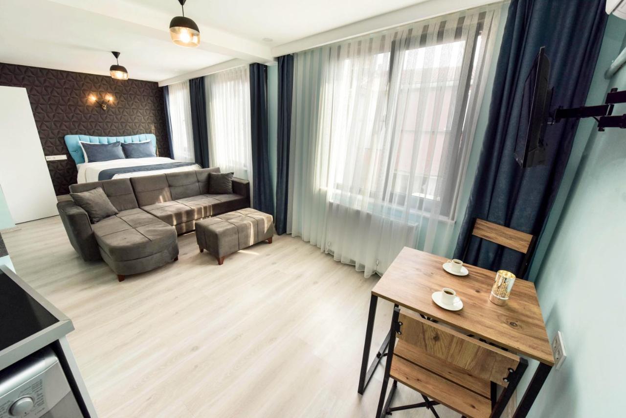 The New Pera Life Hotel Istanbul Exterior photo